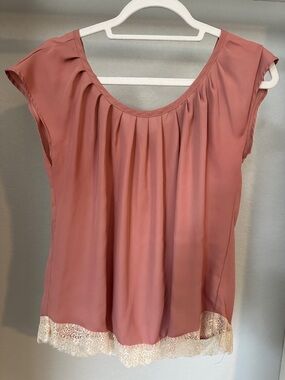 LC Lauren Conrad Rose-Pink Pleated Lace-Hem Blouse